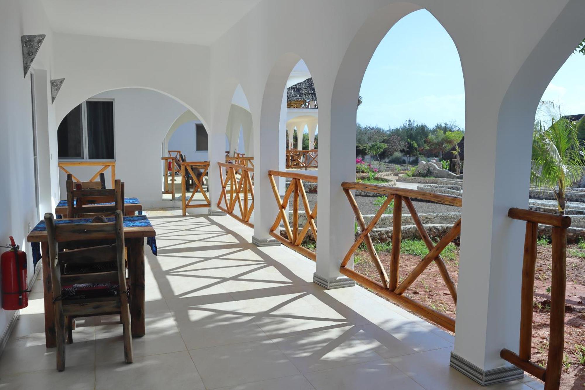 Holiday Time Bungalows Zanzibar 마템웨 외부 사진
