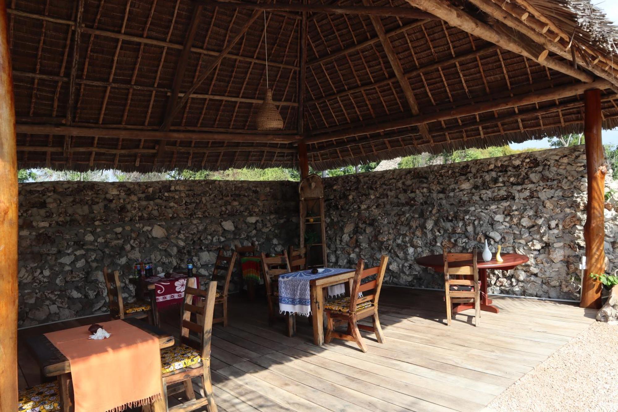 Holiday Time Bungalows Zanzibar 마템웨 외부 사진
